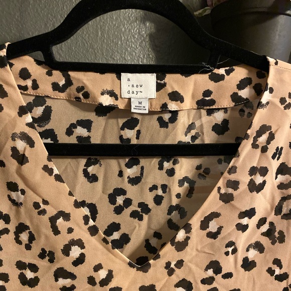 A New Day Leopard Blouse - Picture 4 of 5